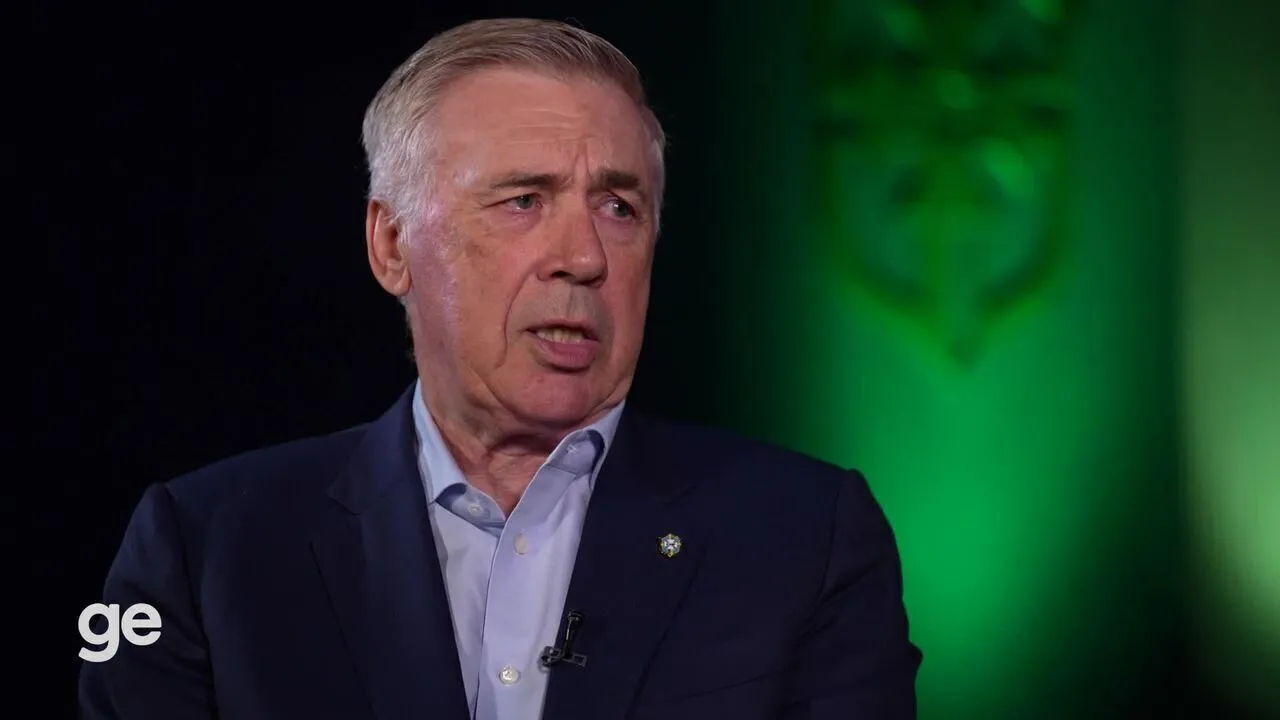 Ancelotti procura meio-campistas