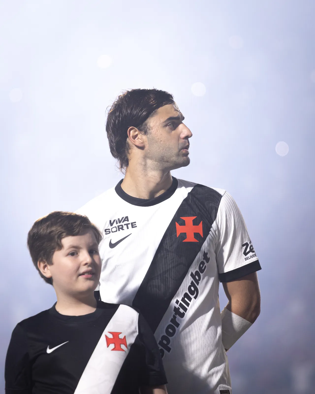 Santiago Sosa lidera Vasco rumo ao título da Sul-Americana