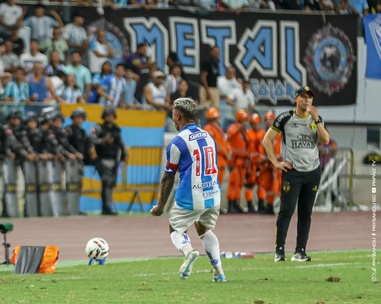Marcinho vira o jogo com golaço no Mangueirão, mas Paysandu cai na estreia da fase final