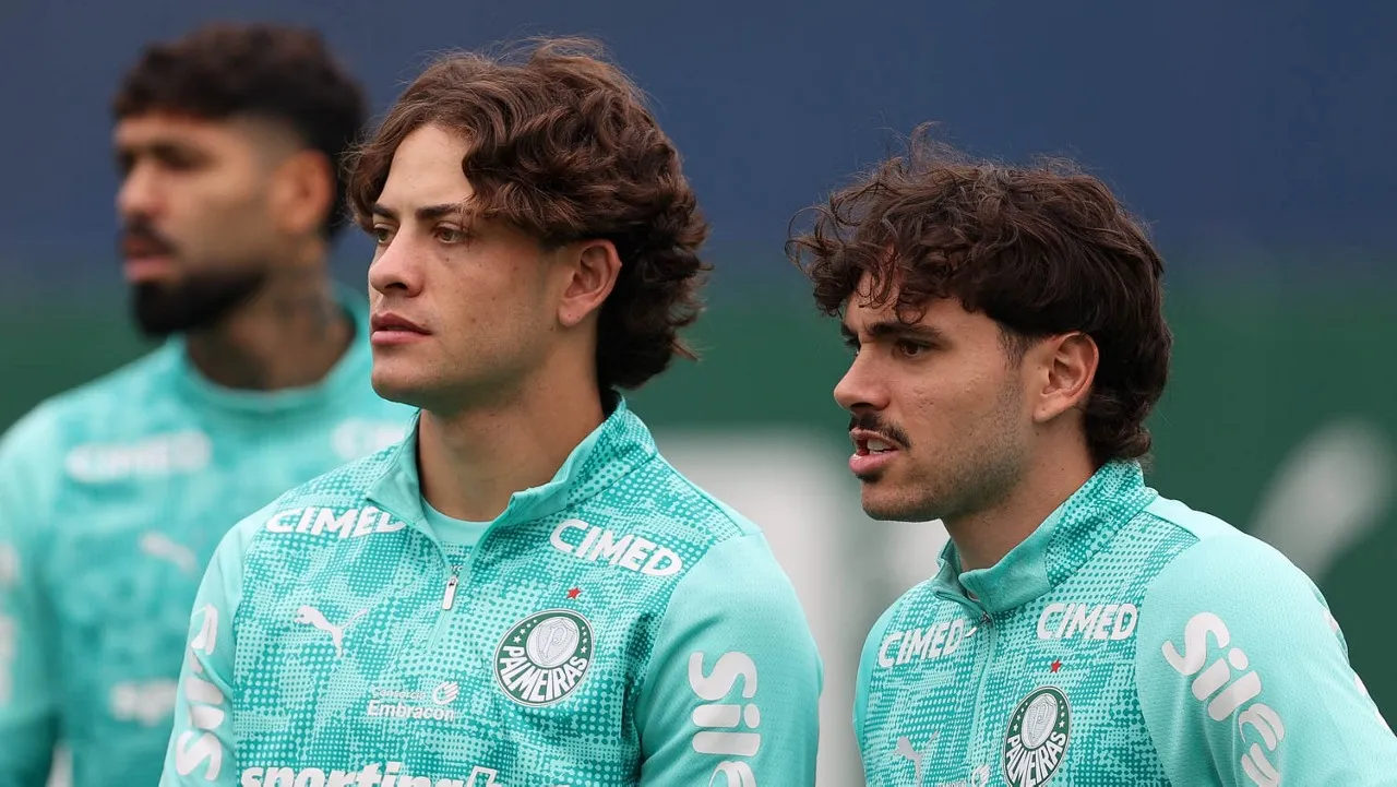 Palmeiras altera escalação e enfrenta LDU sem Andreas Pereira