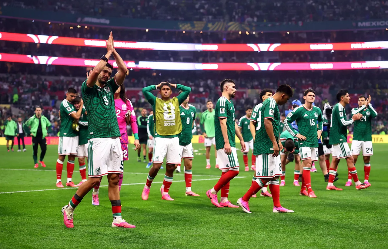 México encerra Copa em casa