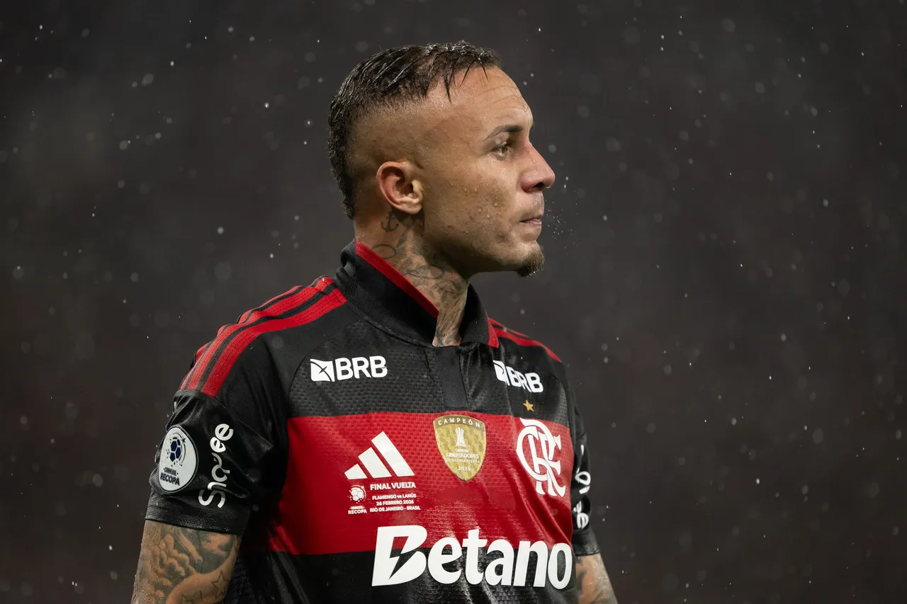 Boto prevê saída de Cebolinha ao Santos após afastamento do Flamengo