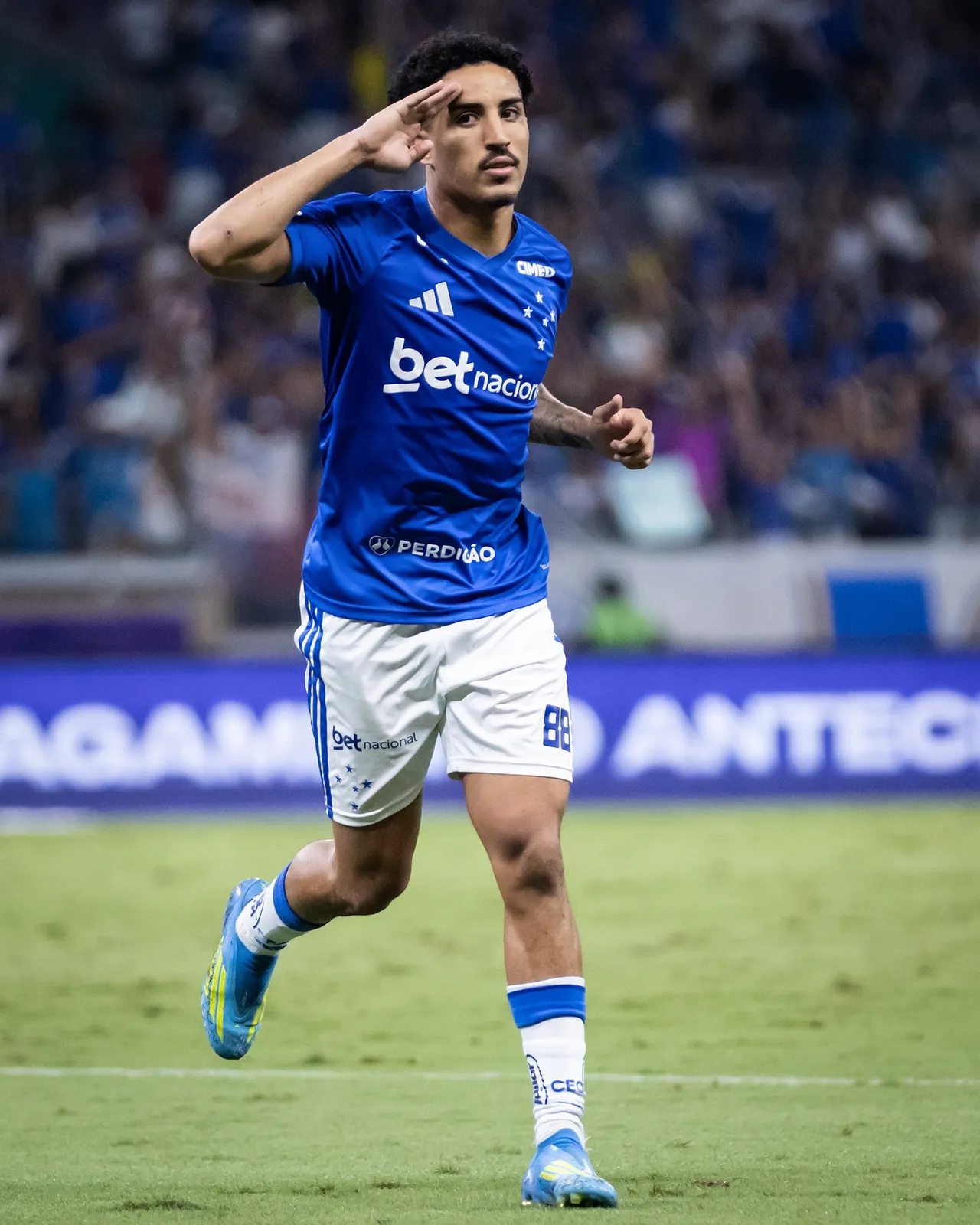 Cruzeiro vende Christian
