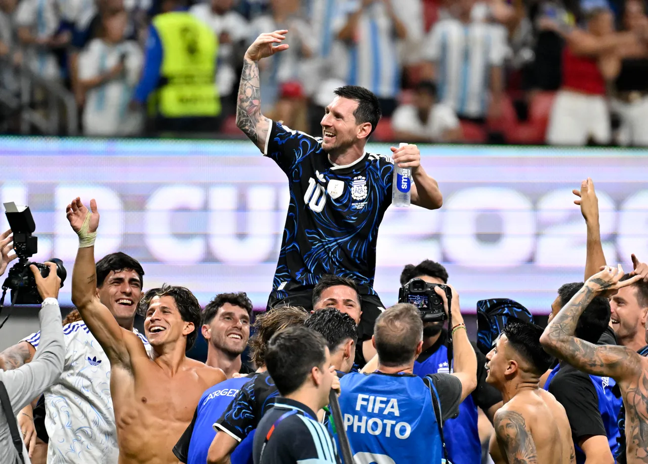 Messi quebra recorde