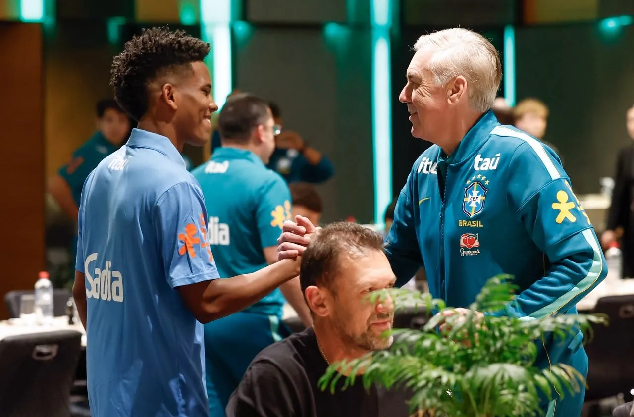 Ancelotti inicia ciclo 2030 com grupo reduzido na Austrália