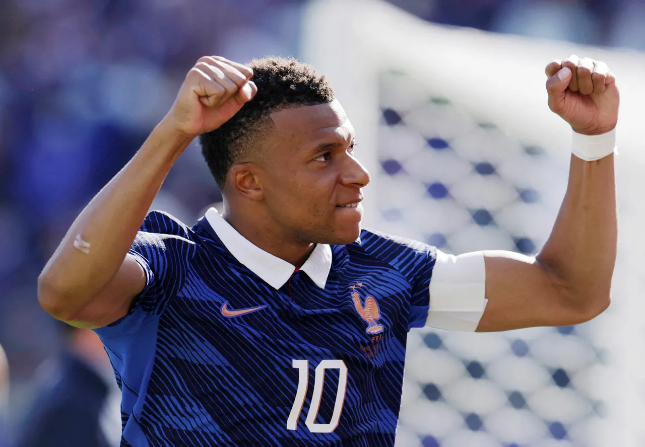 Mbappé perto de recorde