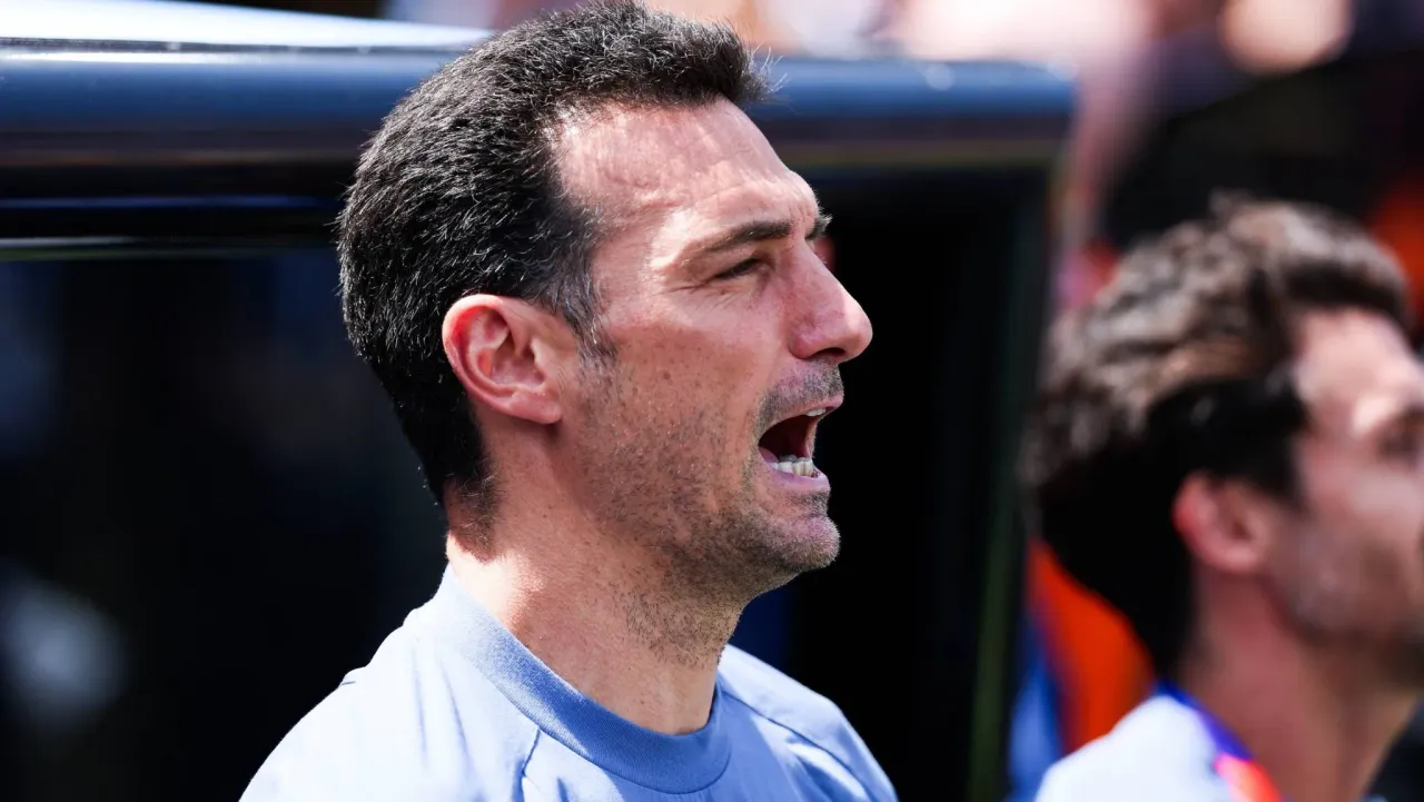 AFA trabalha para manter Scaloni