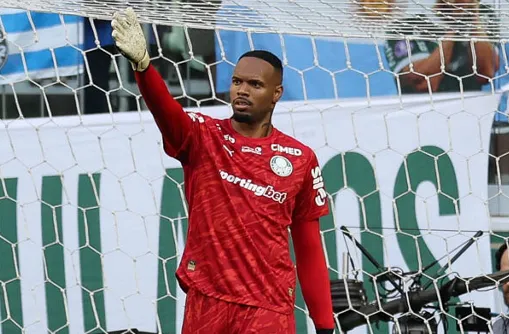 Carlos Miguel Provoca Corinthians