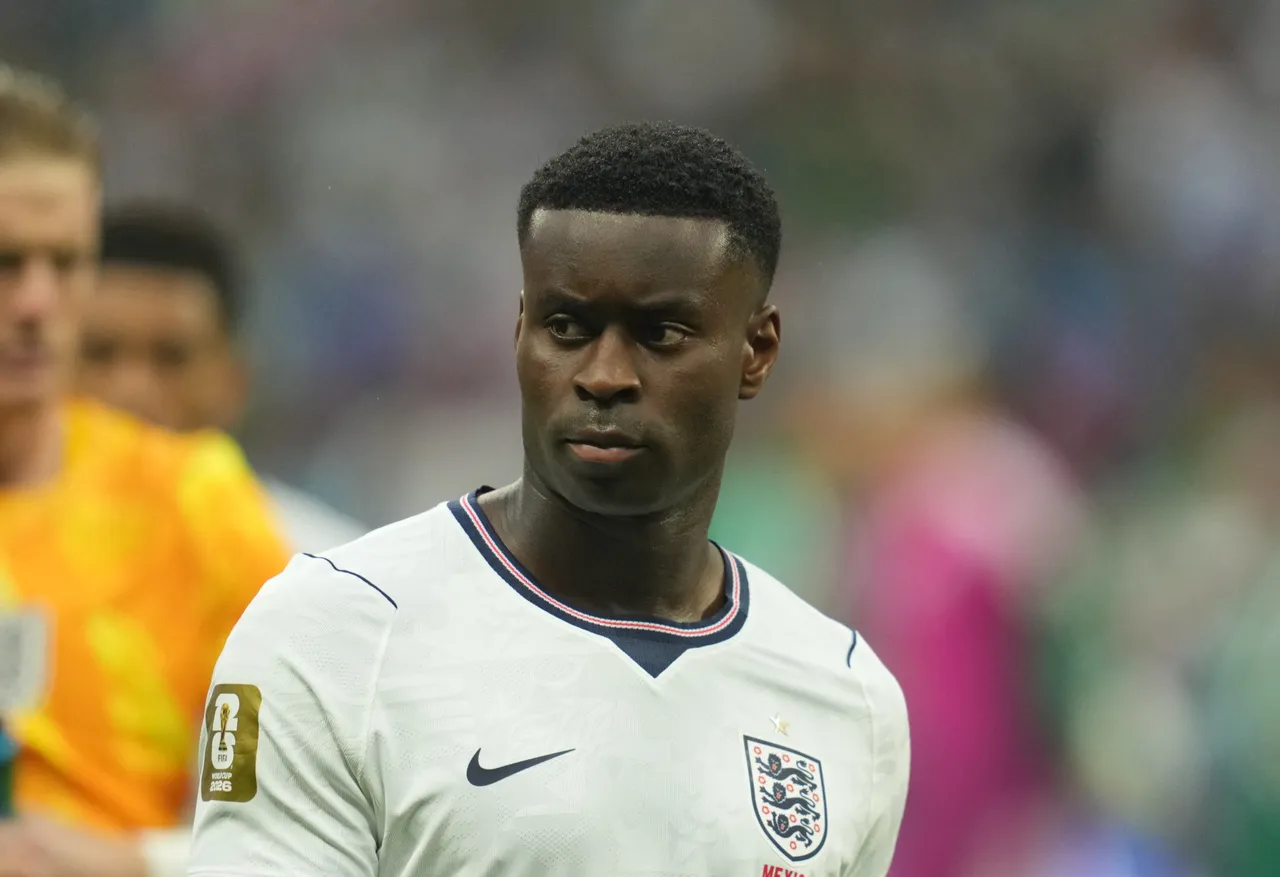 Lesão de Guéhi preocupa Inglaterra