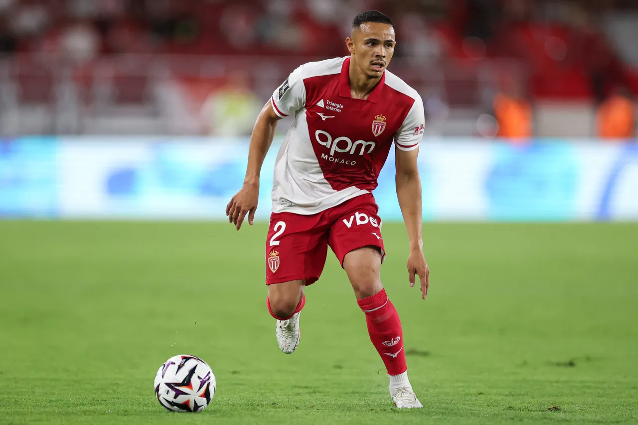 Ancelotti substitui Wesley por Vanderson na seleção brasileira