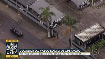 Polícia revira treino do Vasco e prende jogador sob investigação