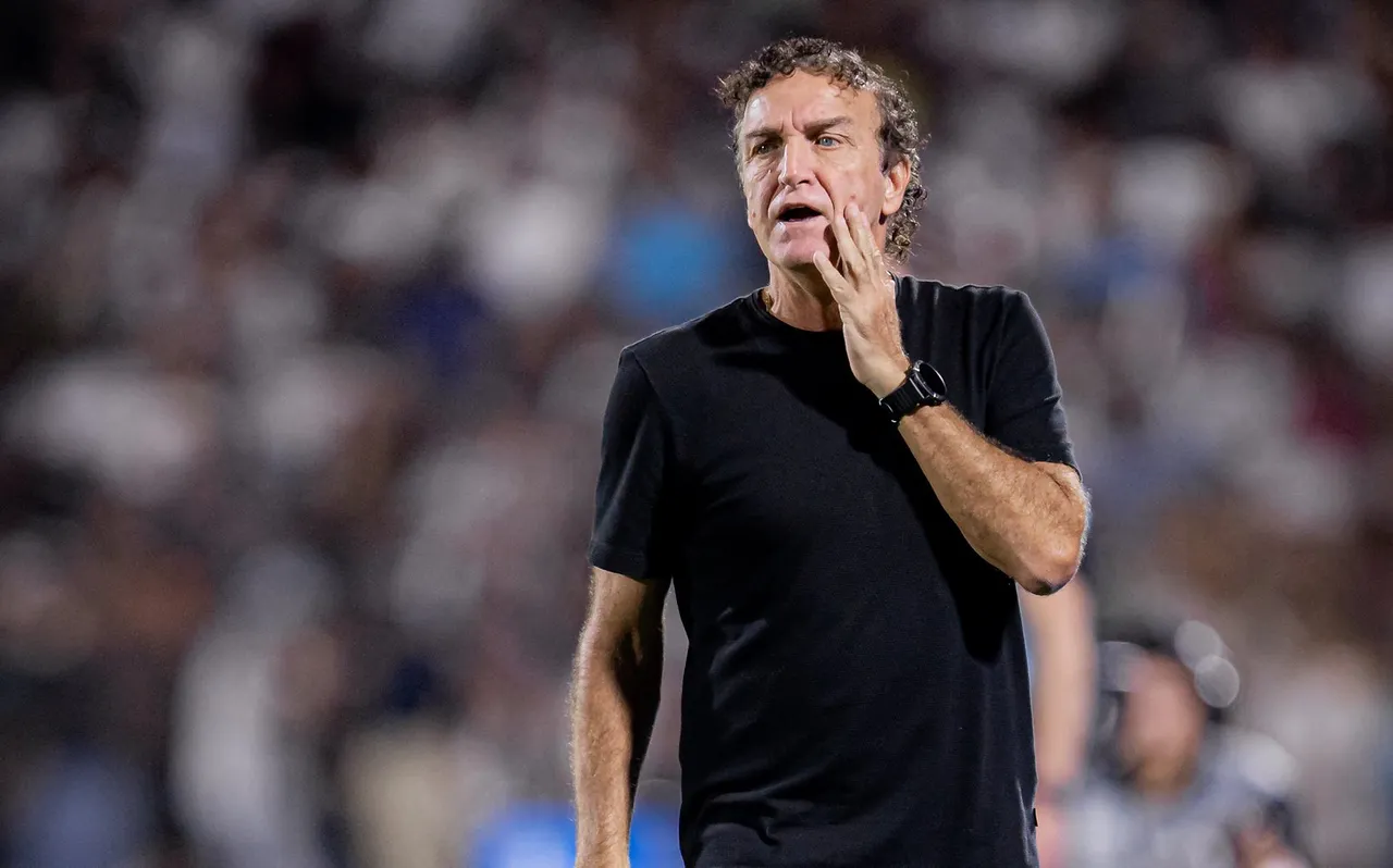 Cuca alerta sobre crise do Santos