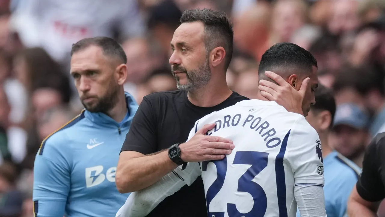 Tottenham perde em casa para Aston Villa e afunda na zona de rebaixamento